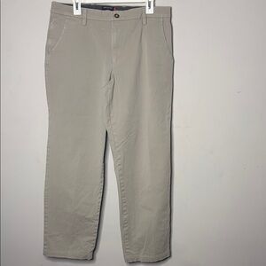 Dockers Men's Tan Chino Pants